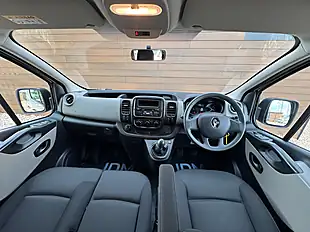 Used 2019 Renault Trafic SL27 Business Mercury - Interior and Exterior details 17