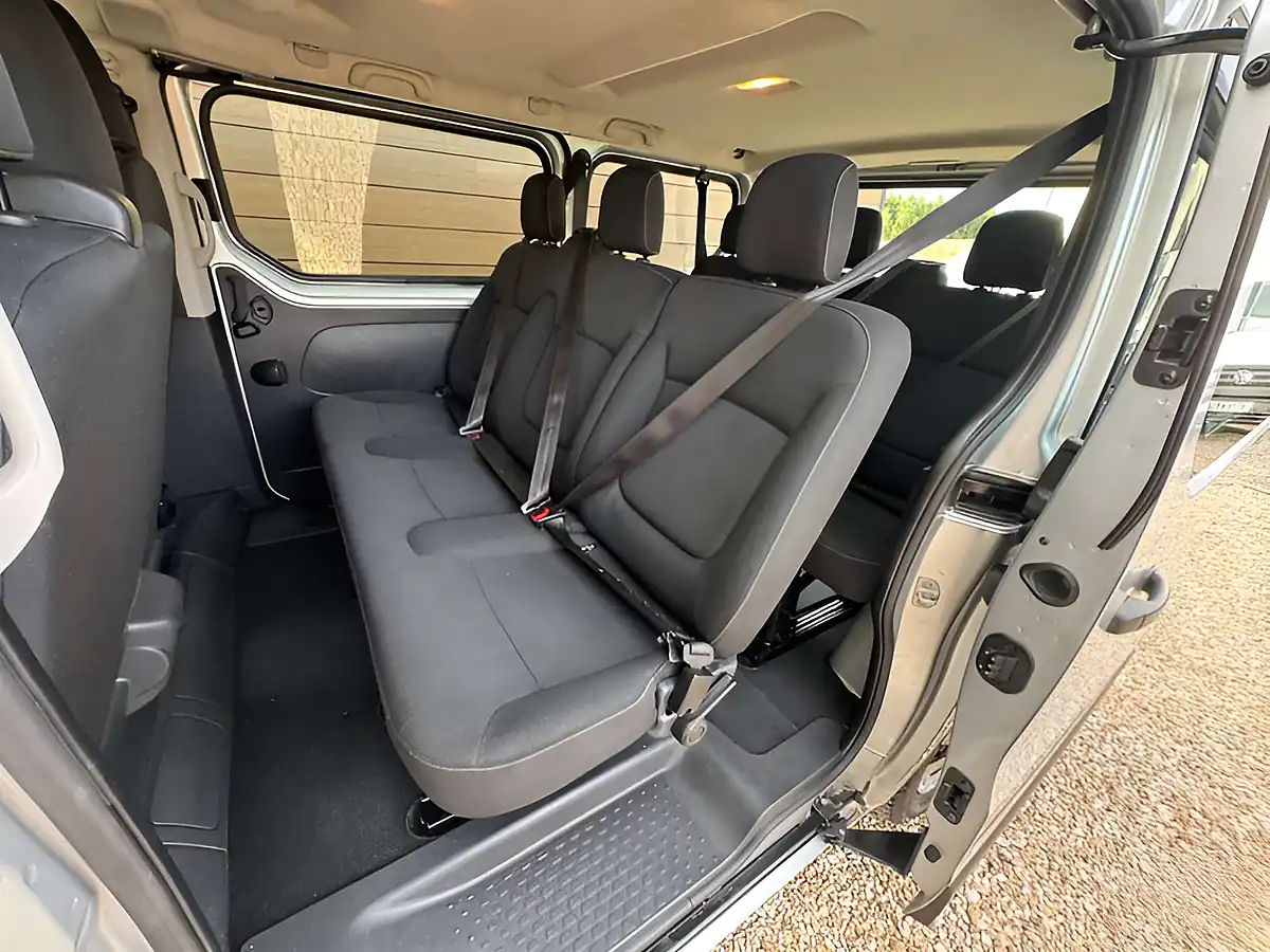 Used 2019 Renault Trafic SL27 Business Mercury - Interior and Exterior details 19