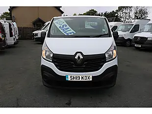 Used 2019 Renault Trafic Sl27 Business White - Interior and Exterior details 2