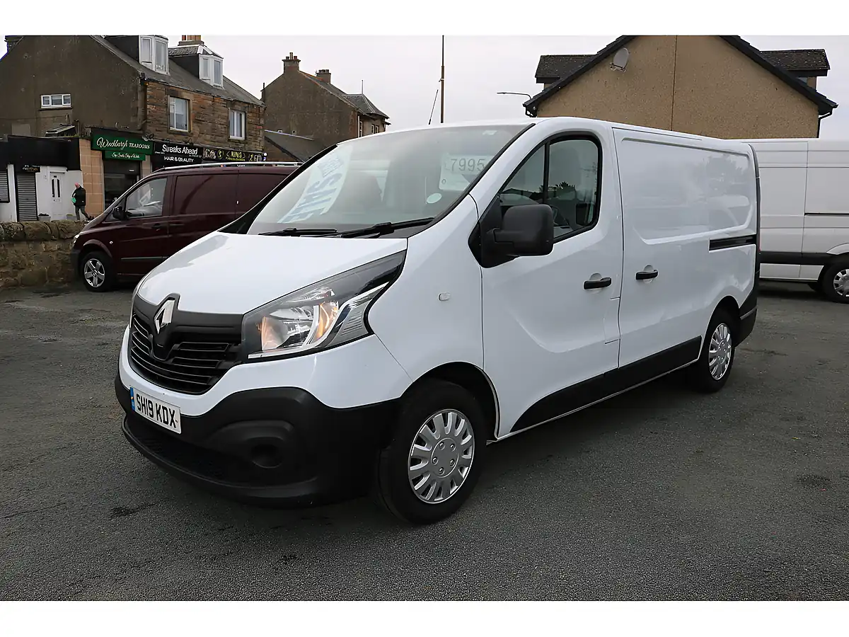 Used 2019 Renault Trafic Sl27 Business White - Interior and Exterior details 3