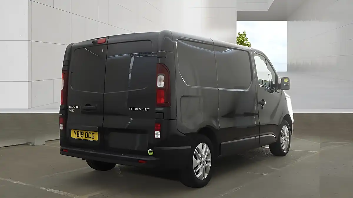 Used 2019 Renault Trafic Sport Nav Black - Interior and Exterior details 5