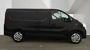 Used 2019 Renault Trafic Sport Nav Black - Interior and Exterior details 6