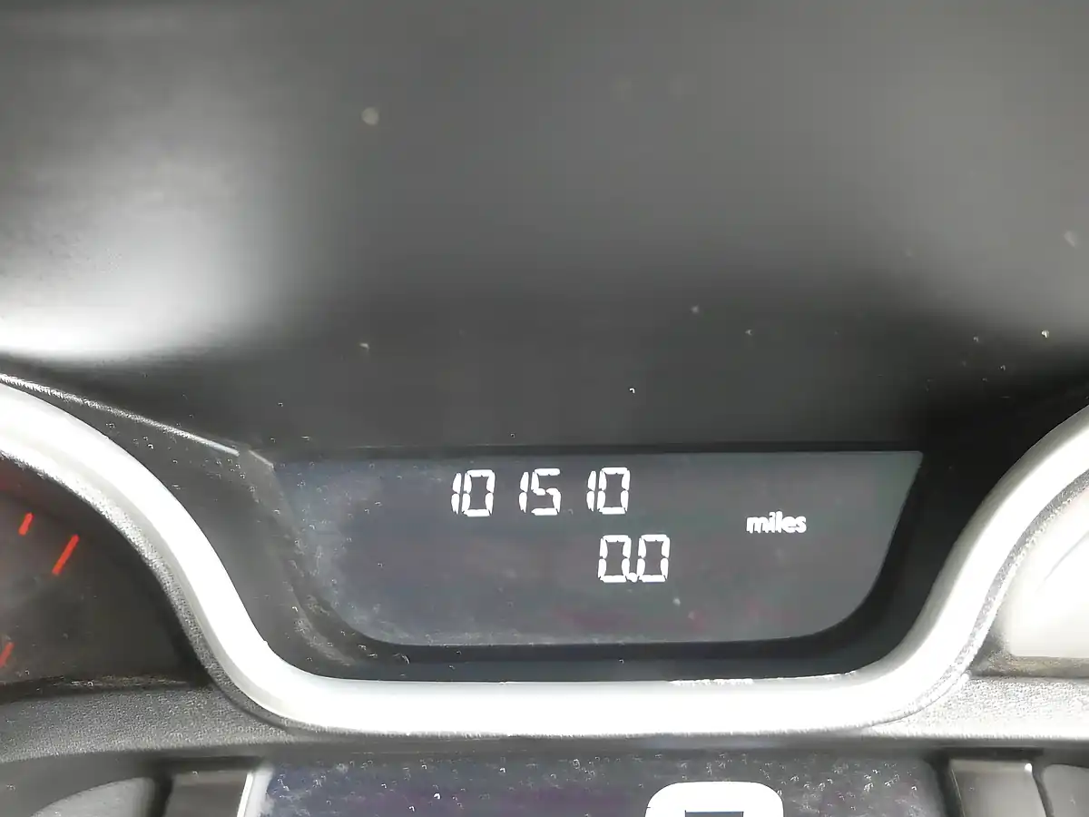 Used 2019 Renault Trafic Sport Nav Mercury - Interior and Exterior details 7