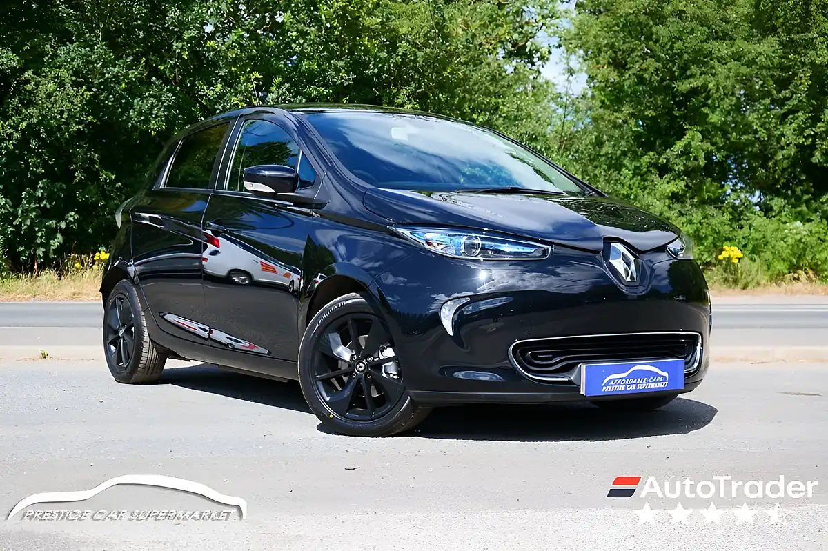 Used 2019 Renault Zoe Dynamique Nav Black - Front View