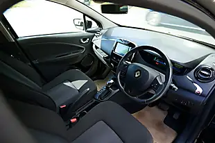 Used 2019 Renault Zoe Dynamique Nav Black - Interior and Exterior details 14