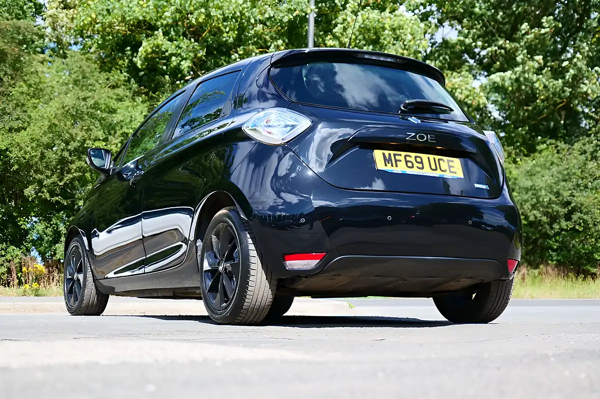 Used 2019 Renault Zoe Dynamique Nav Black - Interior and Exterior details 7