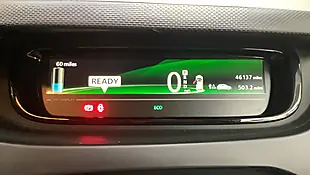 Used 2019 Renault Zoe Dynamique Nav Purple - Interior and Exterior details 11