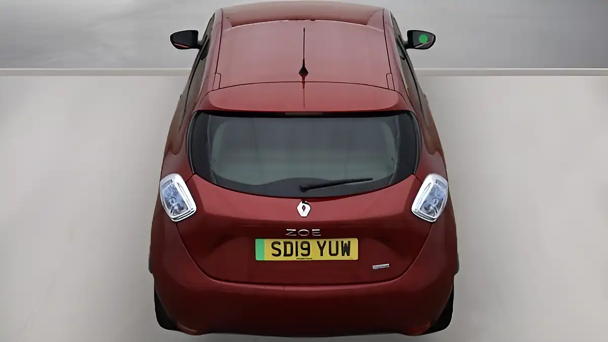 Used 2019 Renault Zoe Dynamique Nav Red - Interior and Exterior details 10