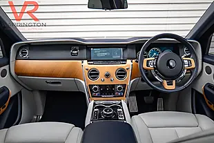 Used 2019 Rolls-Royce Cullinan Grey - Interior and Exterior details 2