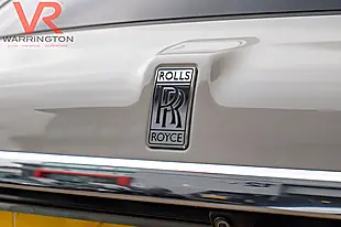 Used 2019 Rolls-Royce Cullinan Grey - Interior and Exterior details 7