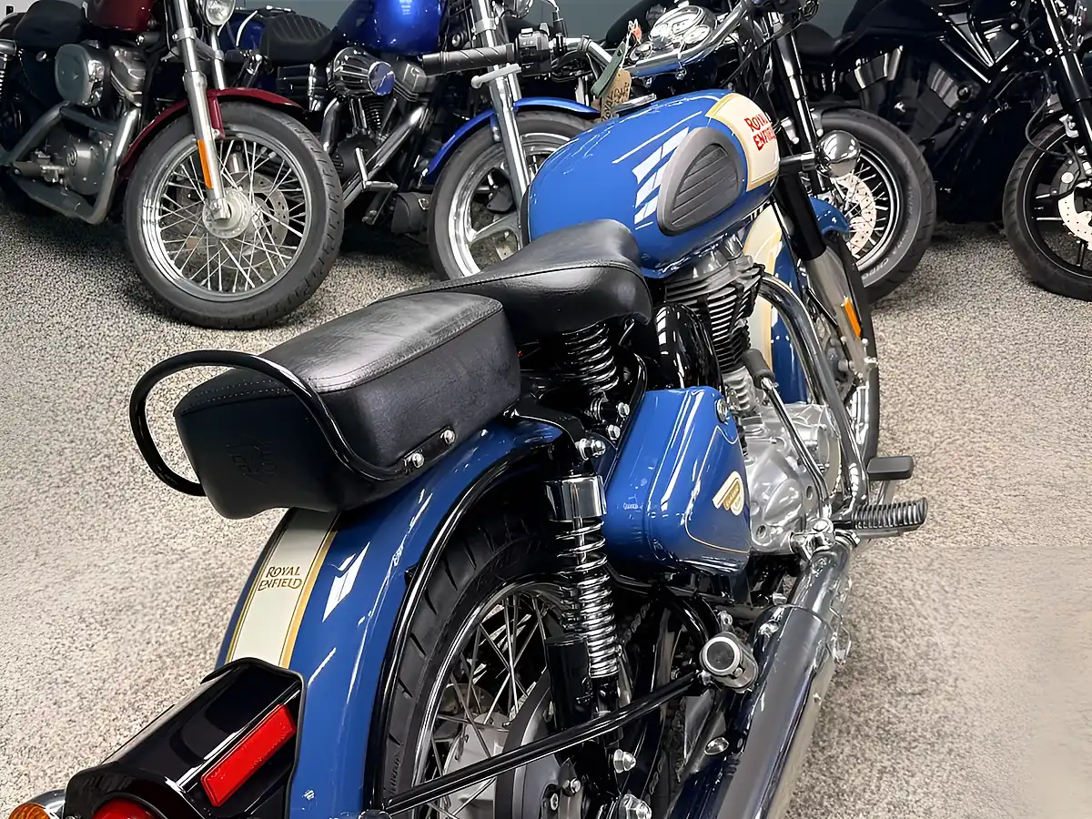 Used 2019 Royal Enfield Bullet Classic Blue - Interior and Exterior details 14