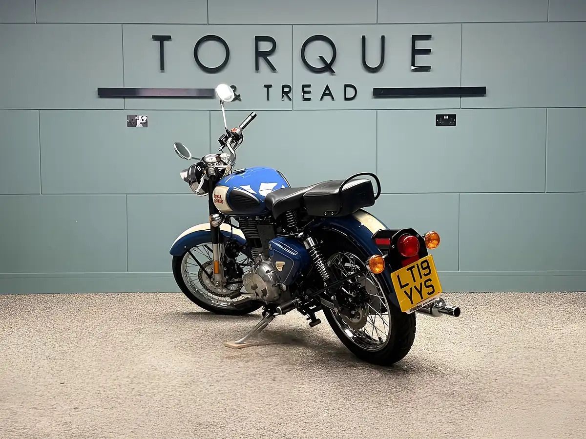 Used 2019 Royal Enfield Bullet Classic Blue - Interior and Exterior details 6