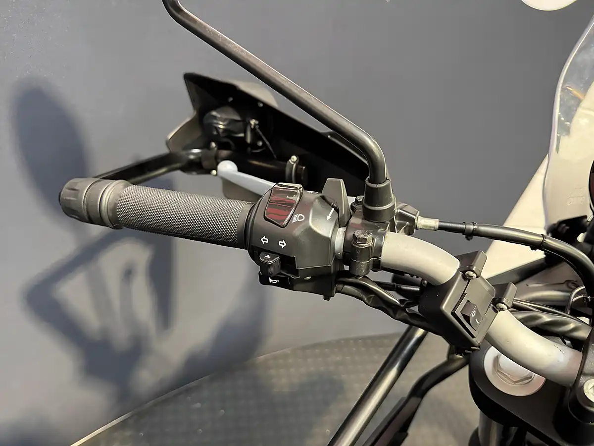Used 2019 Royal Enfield Himalayan - Interior and Exterior details 13