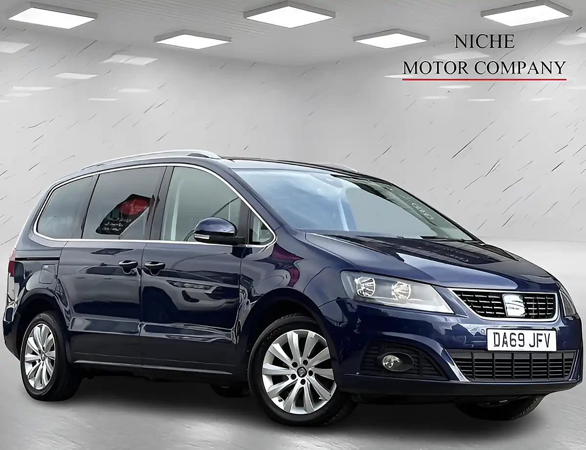 Used 2019 SEAT Alhambra Se Blue - Front View