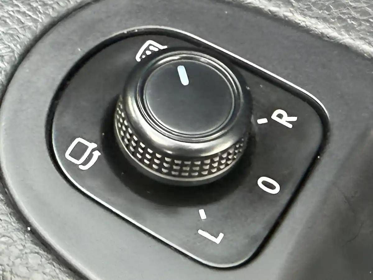 Used 2019 SEAT Alhambra Se Blue - Interior and Exterior details 12