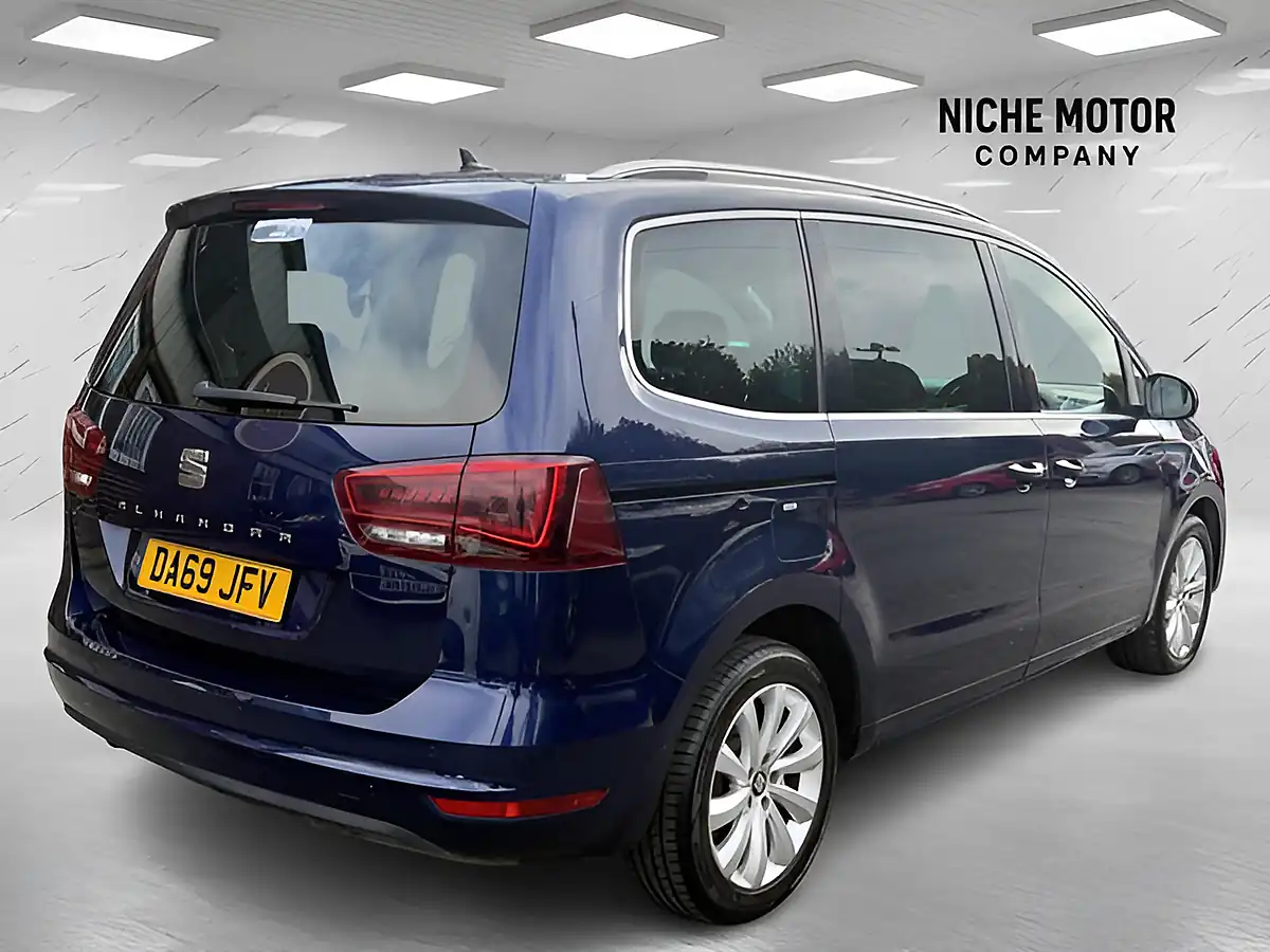Used 2019 SEAT Alhambra Se Blue - Interior and Exterior details 4
