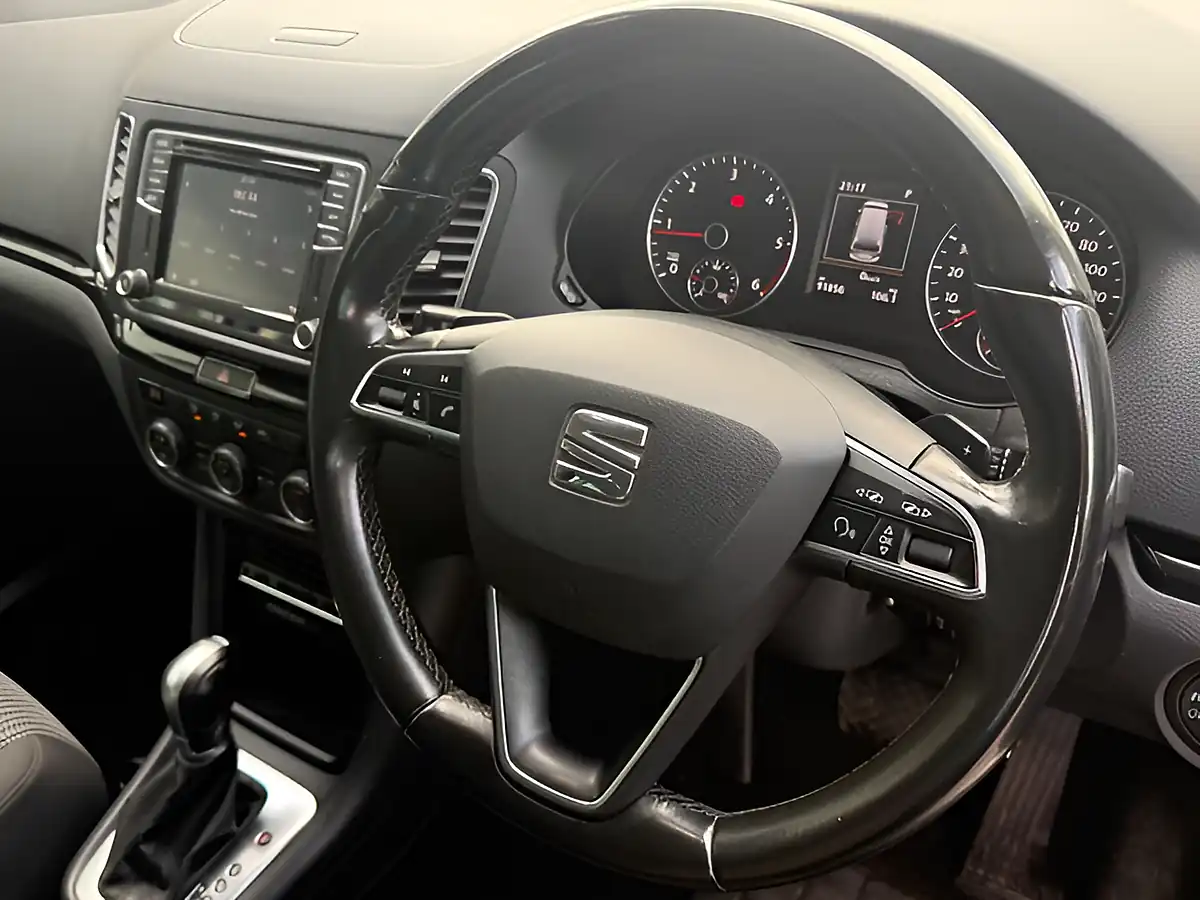 Used 2019 SEAT Alhambra Se Blue - Interior and Exterior details 7