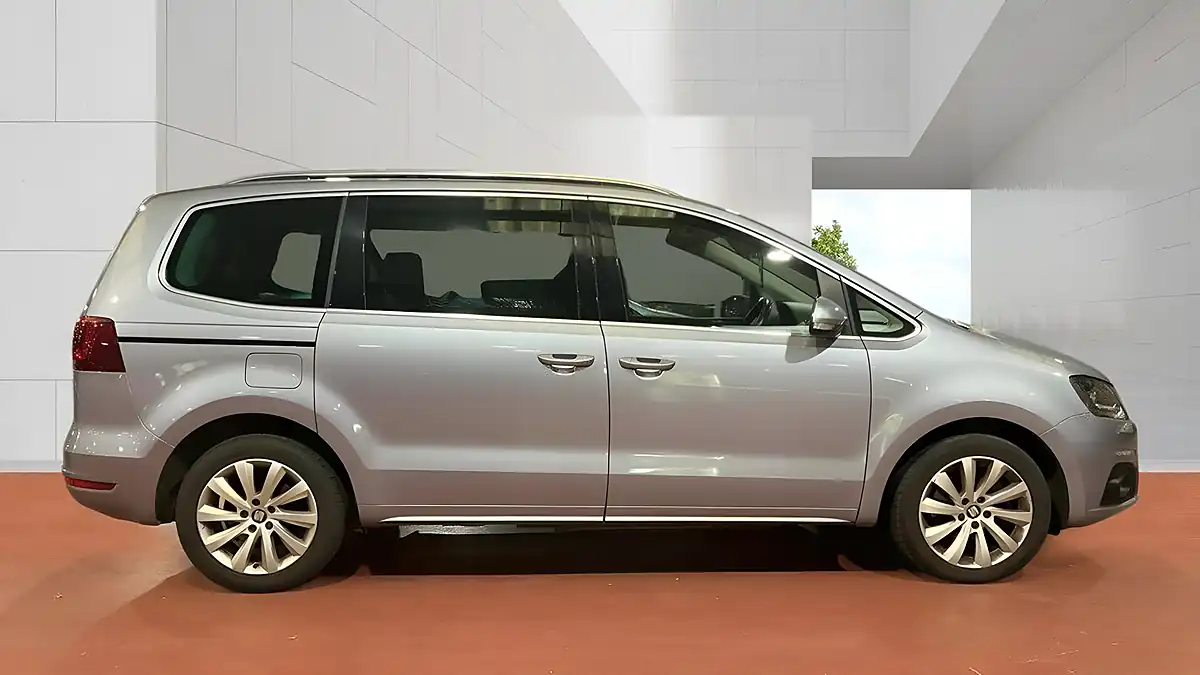 Used 2019 SEAT Alhambra Se Silver - Interior and Exterior details 6