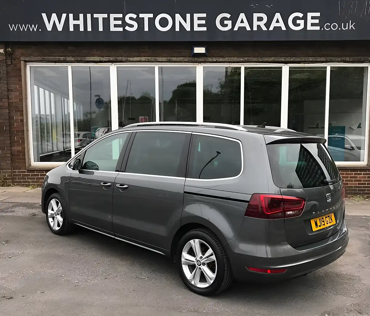 Used 2019 SEAT Alhambra Xcellence Indium Grey - Interior and Exterior details 8