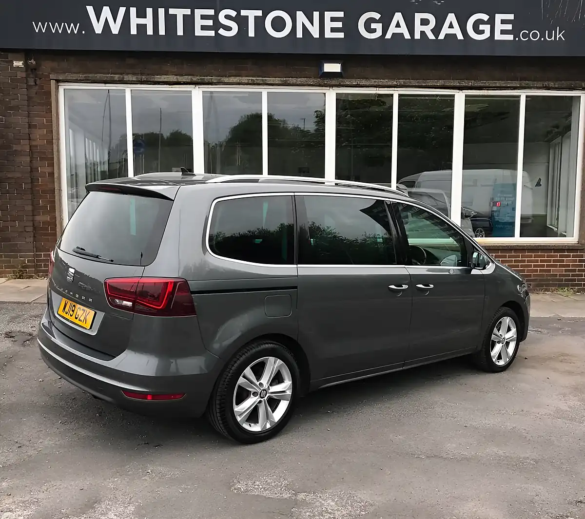 Used 2019 SEAT Alhambra Xcellence Indium Grey - Interior and Exterior details 9