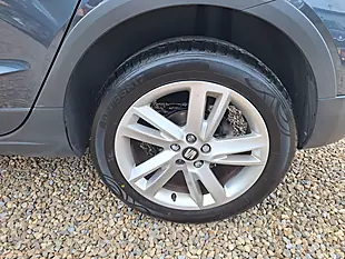 Used 2019 SEAT Arona Fr Grey - Interior and Exterior details 14