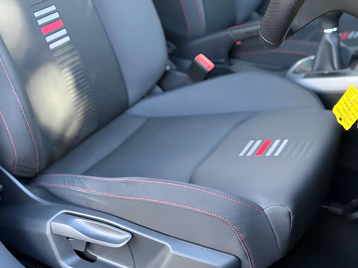 Used 2019 SEAT Arona Fr Mystery Blue - Interior and Exterior details 12