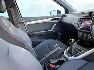 Used 2019 SEAT Arona Fr Mystery Blue - Interior and Exterior details 19