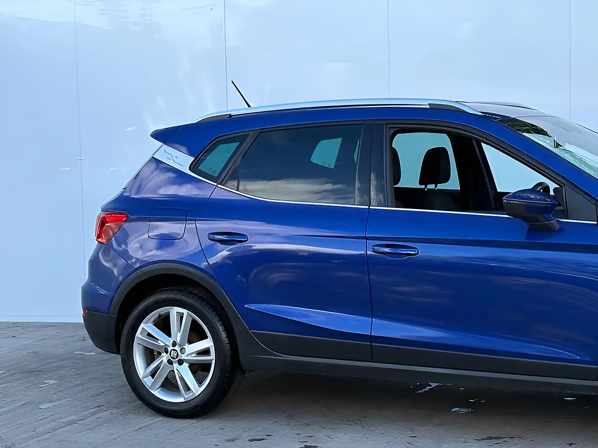 Used 2019 SEAT Arona Fr Mystery Blue - Interior and Exterior details 7