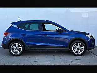 Used 2019 SEAT Arona Fr Mystery Blue - Interior and Exterior details 9
