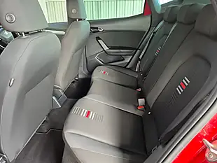 Used 2019 SEAT Arona Fr Red - Interior and Exterior details 17