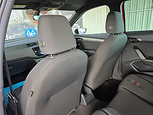 Used 2019 SEAT Arona Fr Red - Interior and Exterior details 18