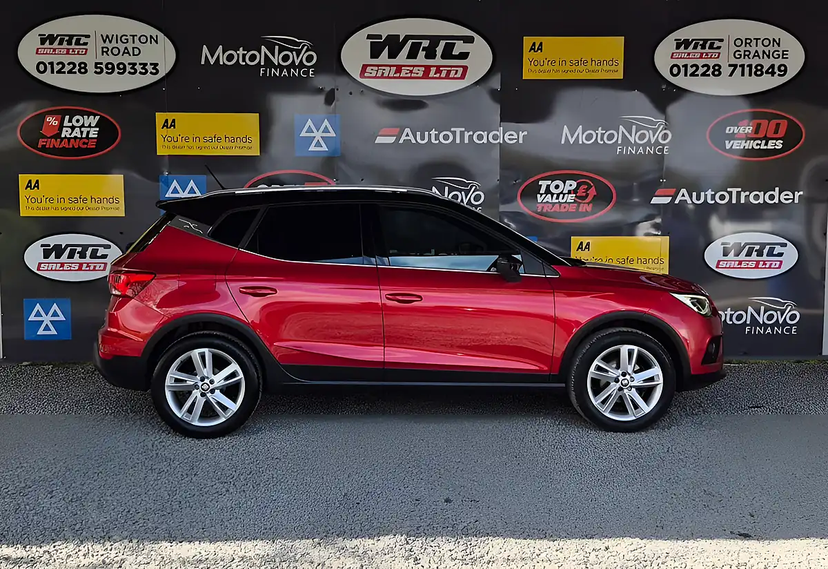 Used 2019 SEAT Arona Fr Red - Interior and Exterior details 5