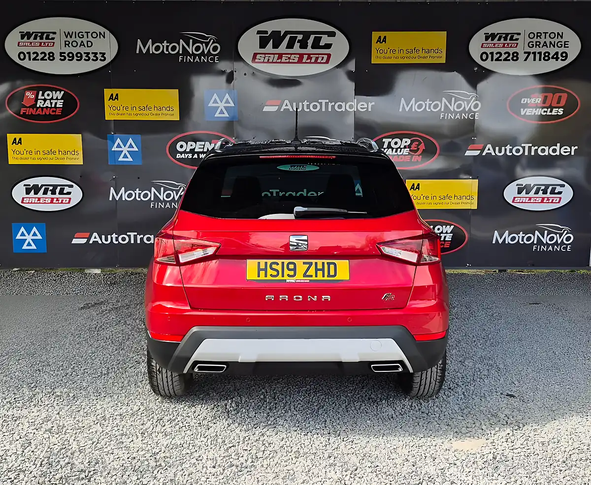Used 2019 SEAT Arona Fr Red - Interior and Exterior details 7