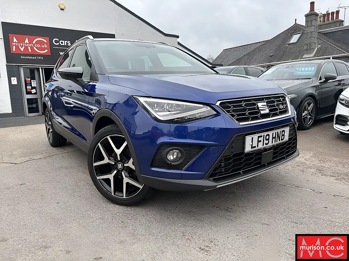 Used 2019 SEAT Arona Fr Sport Blue - Front View