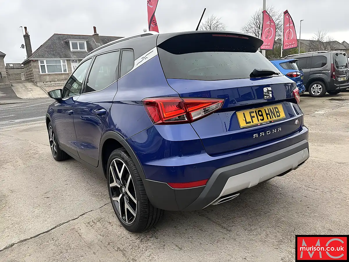 Used 2019 SEAT Arona Fr Sport Blue - Interior and Exterior details 10