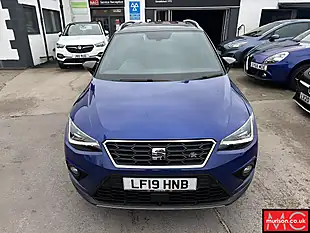 Used 2019 SEAT Arona Fr Sport Blue - Interior and Exterior details 5