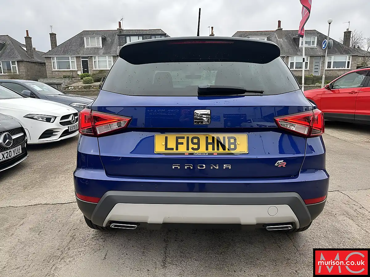 Used 2019 SEAT Arona Fr Sport Blue - Interior and Exterior details 9