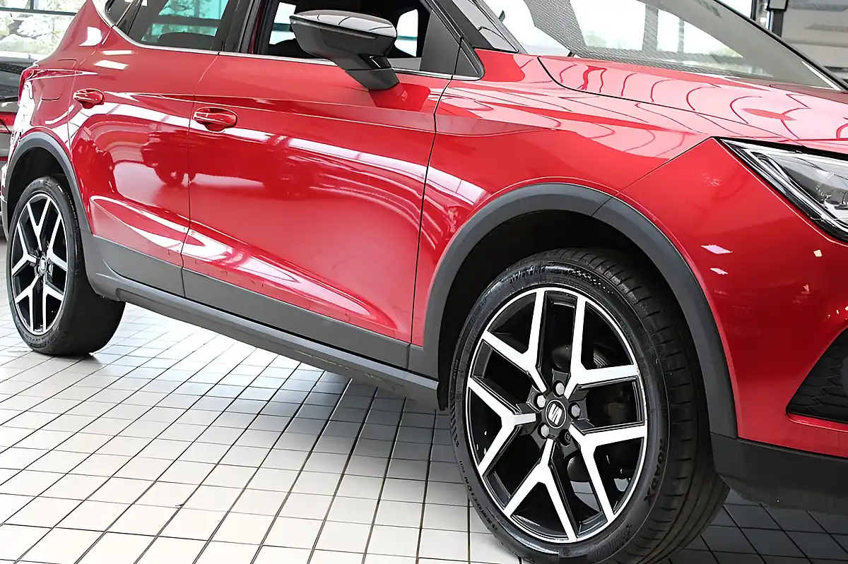 Used 2019 SEAT Arona Fr Sport Red - Interior and Exterior details 11