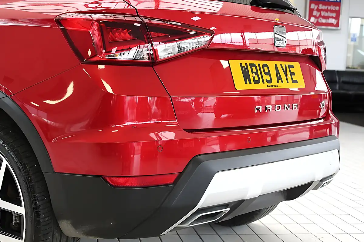 Used 2019 SEAT Arona Fr Sport Red - Interior and Exterior details 18