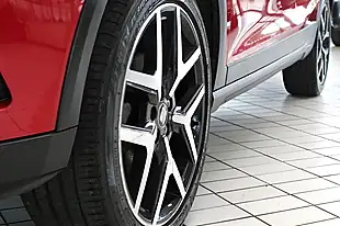 Used 2019 SEAT Arona Fr Sport Red - Interior and Exterior details 6