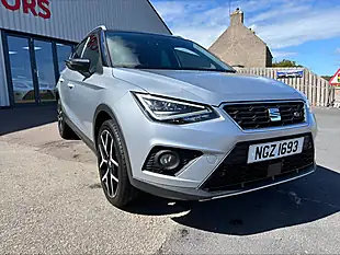 Used 2019 SEAT Arona Fr Sport Silver - Interior and Exterior details 7