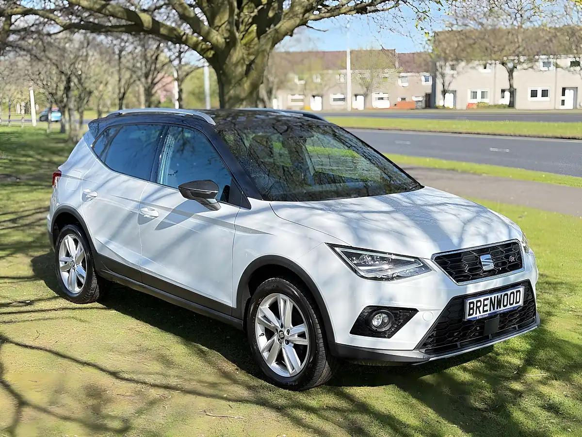 Used 2019 SEAT Arona Fr White - Front View
