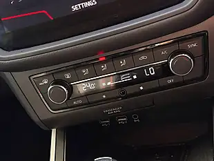 Used 2019 SEAT Arona Fr White - Interior and Exterior details 18