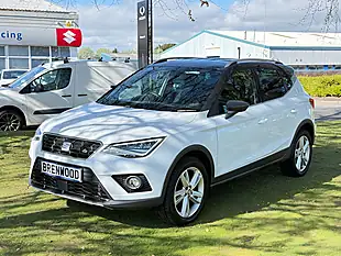 Used 2019 SEAT Arona Fr White - Interior and Exterior details 4