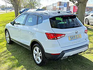 Used 2019 SEAT Arona Fr White - Interior and Exterior details 5