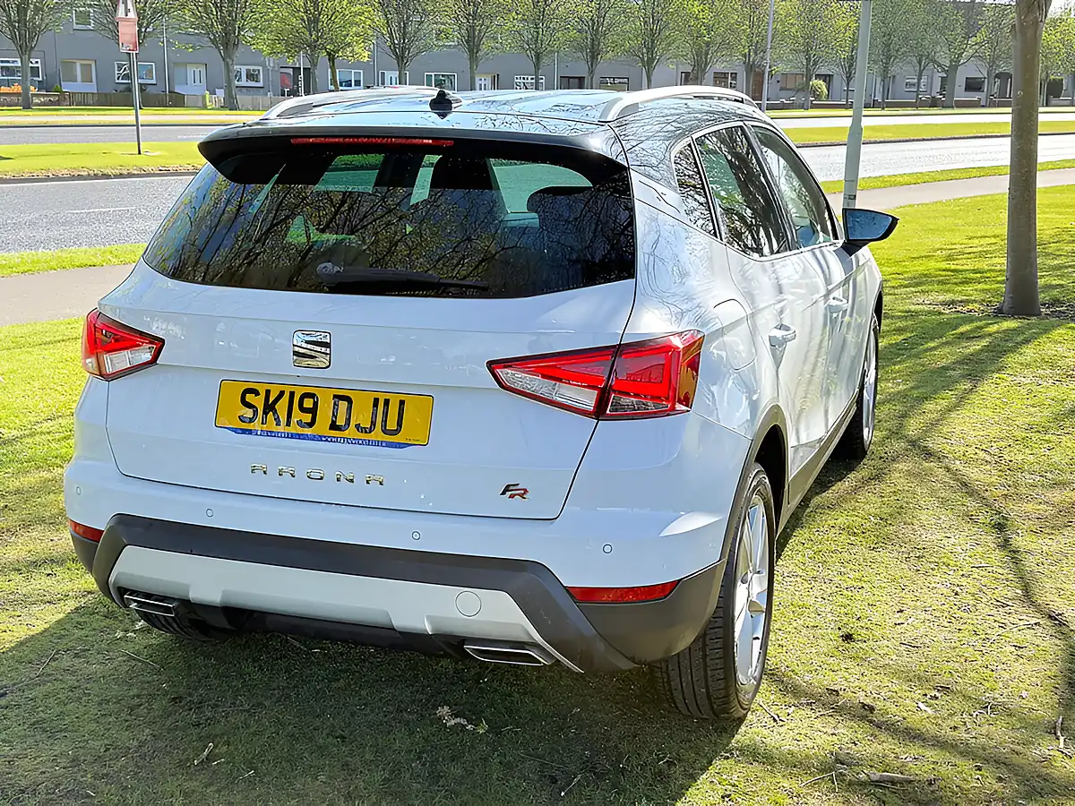 Used 2019 SEAT Arona Fr White - Interior and Exterior details 6