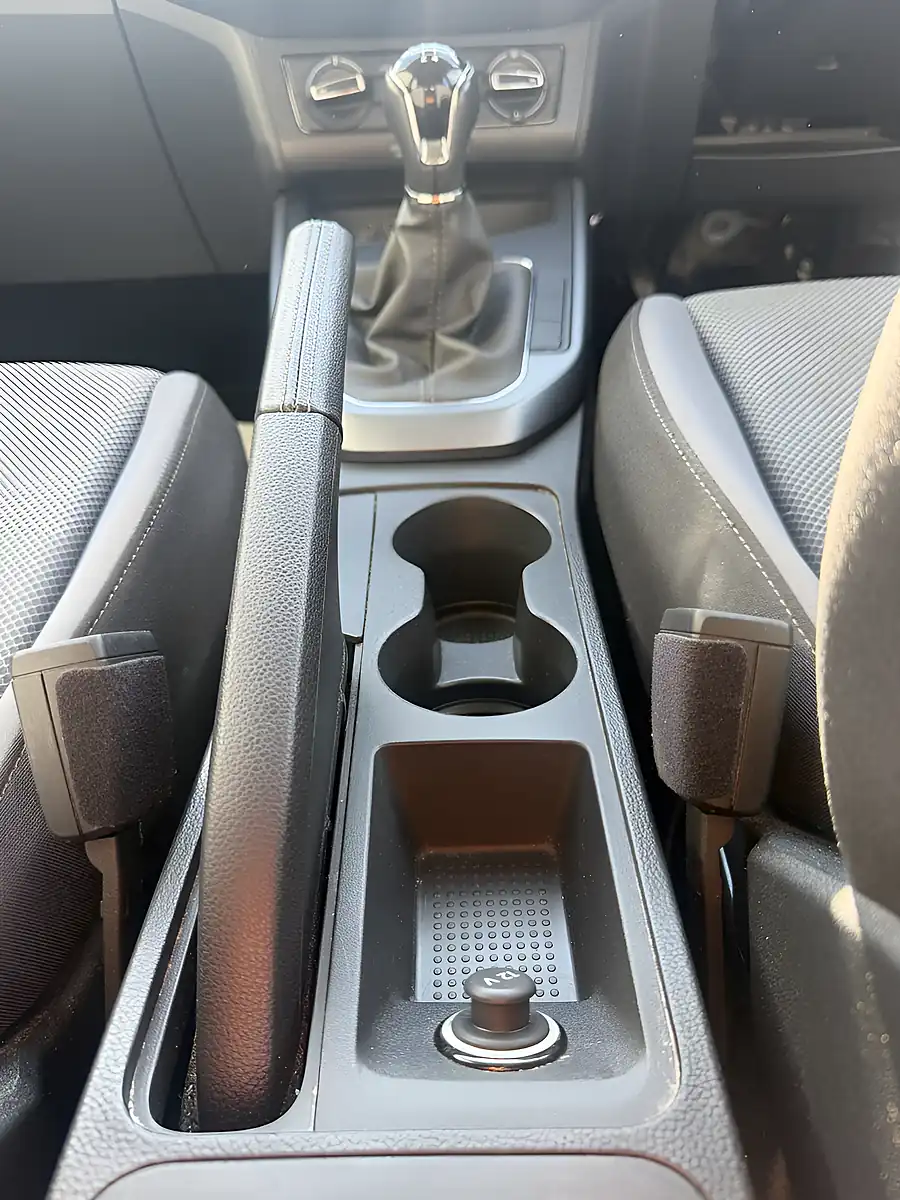 Used 2019 SEAT Arona Se Technology Black - Interior and Exterior details 13