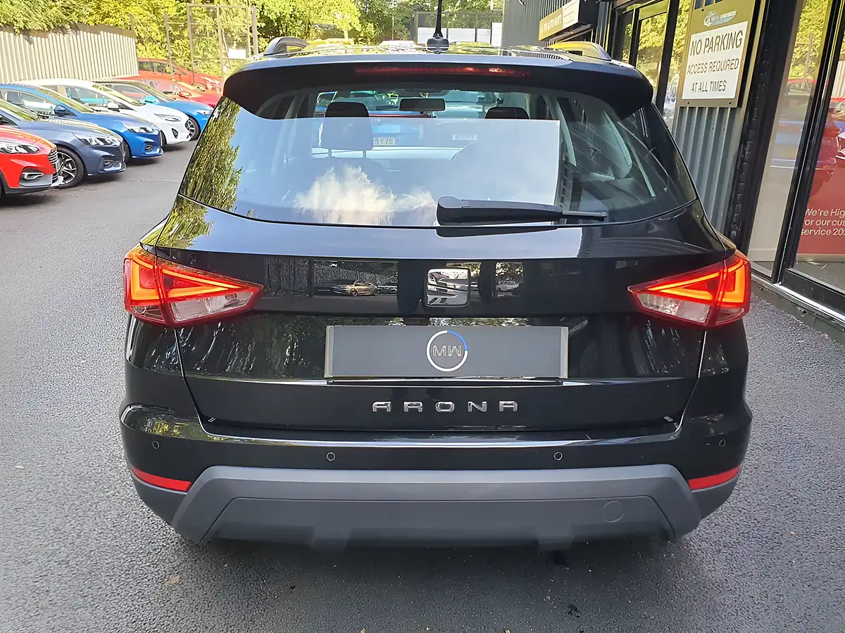 Used 2019 SEAT Arona Se Technology Lux Black - Interior and Exterior details 4