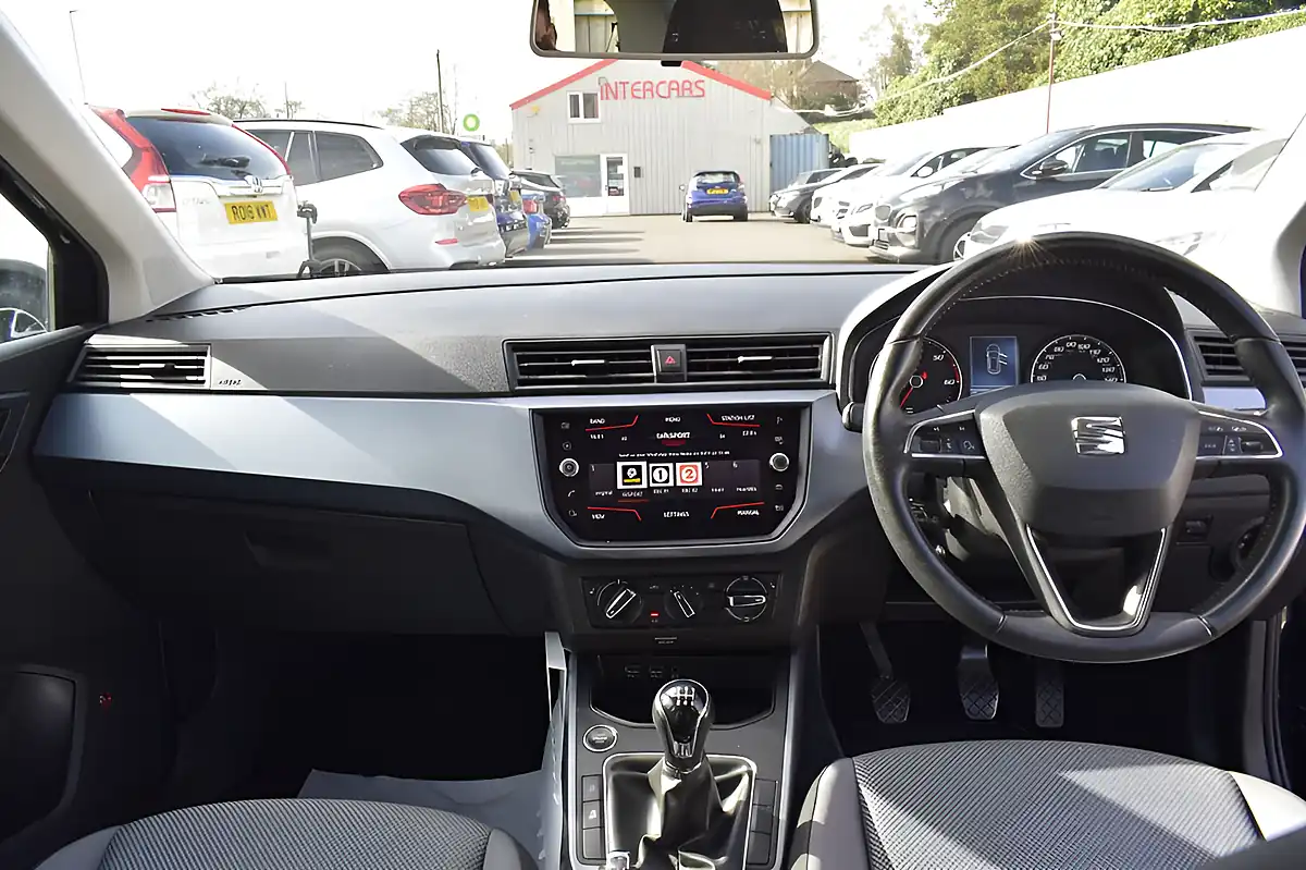 Used 2019 SEAT Arona Se Technology Lux Midnight Black - Interior and Exterior details 14
