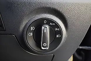 Used 2019 SEAT Arona Se Technology Lux Midnight Black - Interior and Exterior details 19